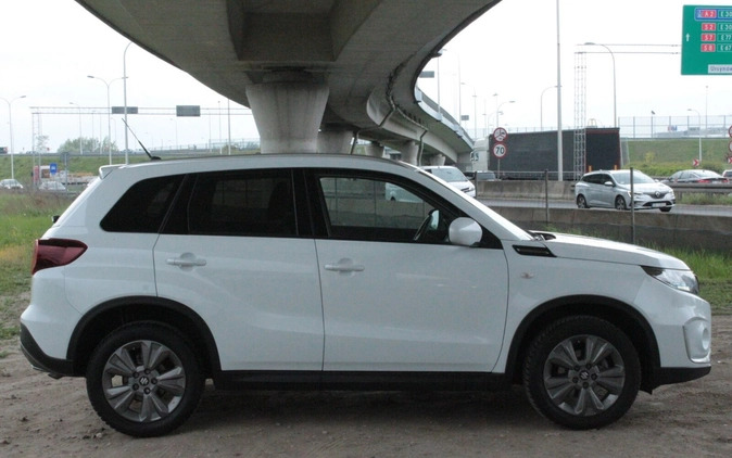 Suzuki Vitara cena 102900 przebieg: 19328, rok produkcji 2023 z Przedbórz małe 326